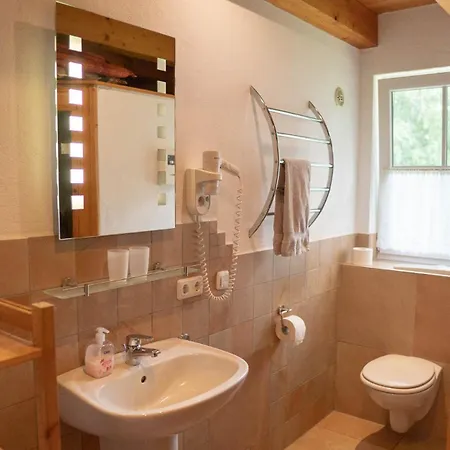 Schwedenhaus Rhoen Mit Sauna Und Schwimmteich