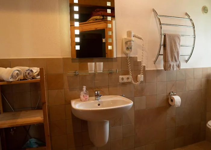 Schwedenhaus Rhoen Mit Sauna Und Schwimmteich Hilders